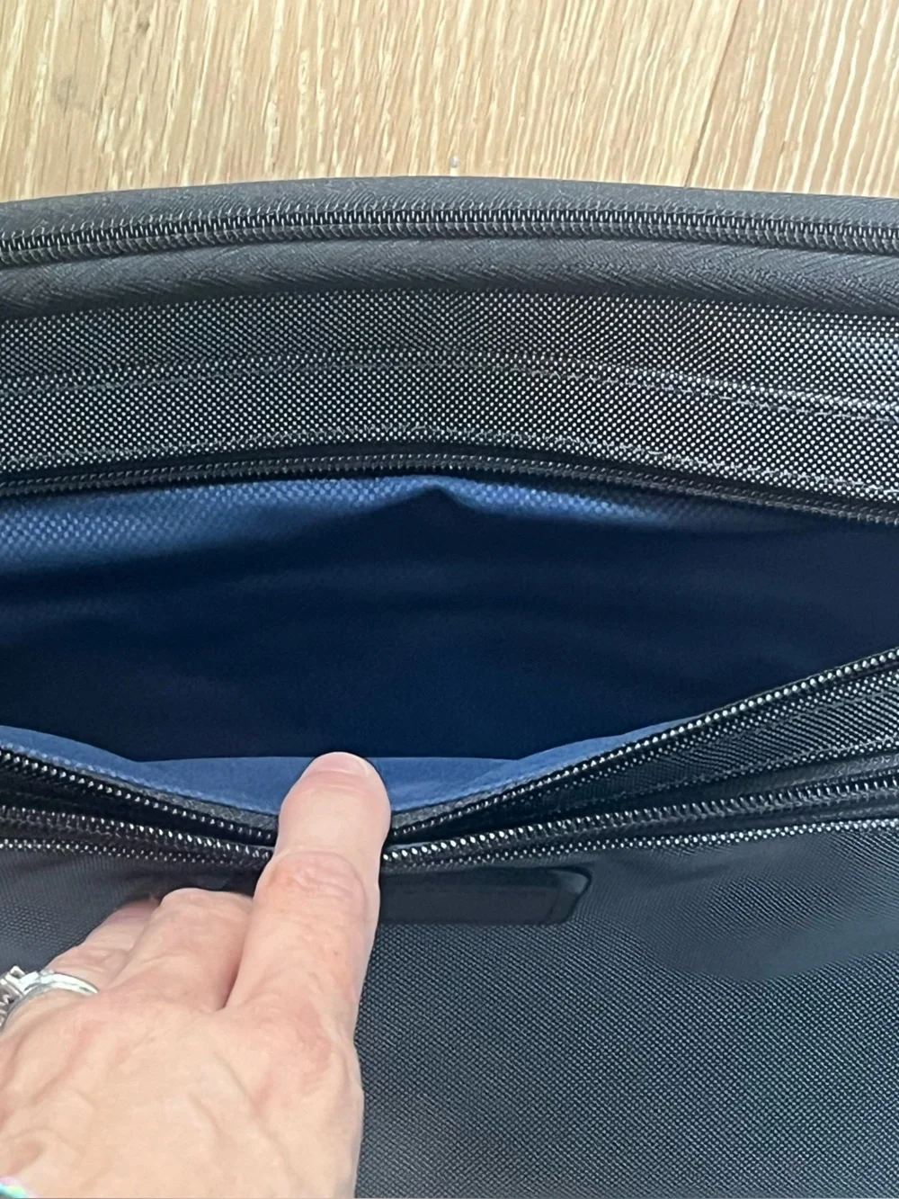 TUMI Alpha Ballistic 2 Gray Tablet Sleeve Tech Organizer Travel Case